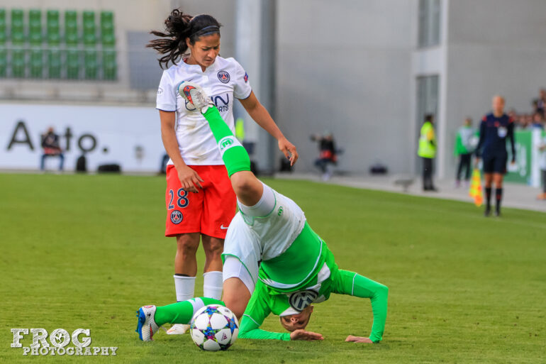 Shirley Cruz (PSG) and Isabel Kerschowski (WOB), who didn't quite stick the landing.