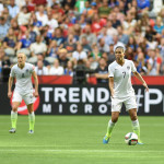 USA's Becky Sauerbrunn and Shannon Boxx.