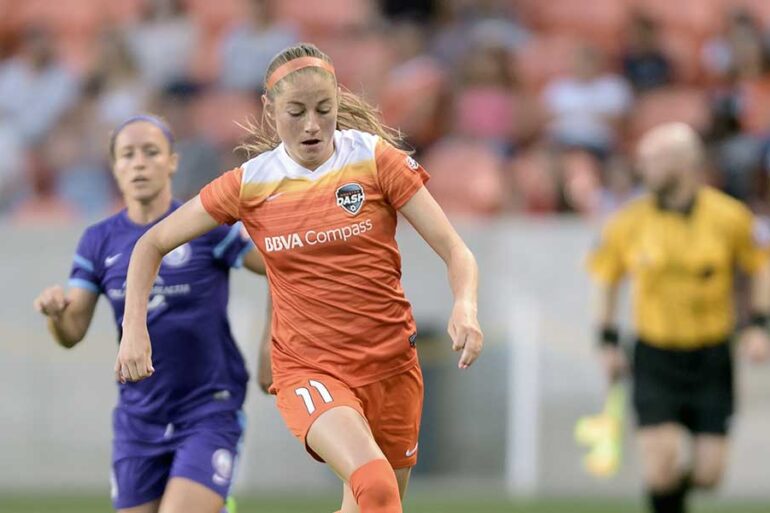 Janine Beckie for Houston Dash.