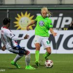 Pernille Harder (WOB) and Kadeisha Buchanan (OL).