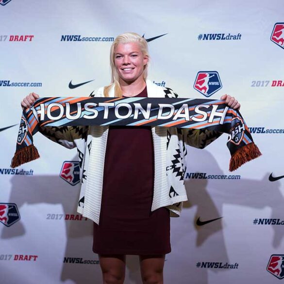 Jane Campbell is drafted by the Houston Dash. (Manette Gonzales)