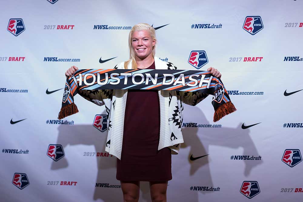 Jane Campbell is drafted by the Houston Dash. (Manette Gonzales)