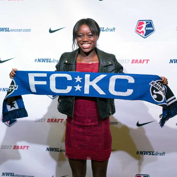 Toni Payne is drafted by FC Kansas City. (Manette Gonzales)