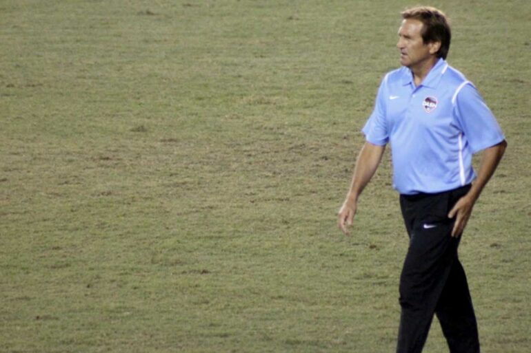 Randy Waldrum, head coach of the Houston Dash (Victor Araiza, WikiCommons)