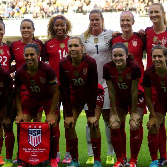 The United States starting lineup against Sweden. (Rainer Fussganger)