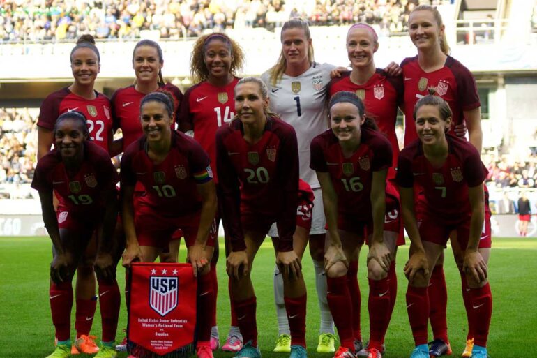 The United States starting lineup against Sweden. (Rainer Fussganger)