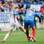 Six on Six crime. USA's Morgan Brian and France's Amandine Henry battle for the ball during the 2018 SheBelieves Cup. (Monica Simoes)