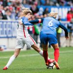 Six on Six crime. USA's Morgan Brian and France's Amandine Henry battle for the ball during the 2018 SheBelieves Cup. (Monica Simoes)