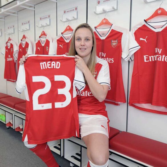 Beth Mead (Arsenal Twitter)