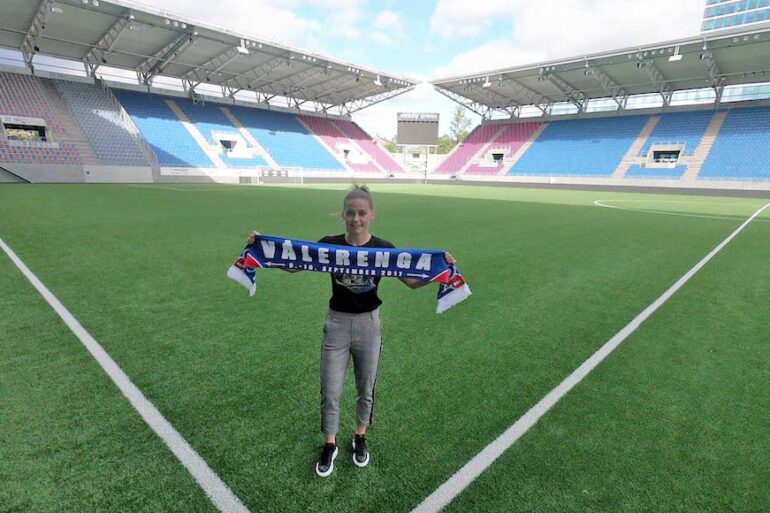 Jenna Dear with Valerenga scarf at her new stadium. (Jenna Dear)