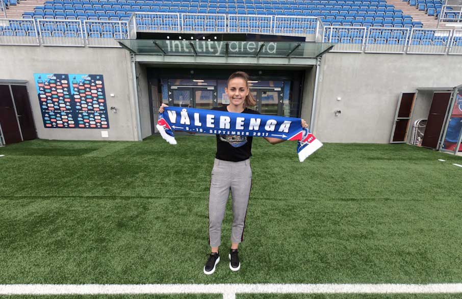 Jenna Dear with Valerenga scarf. (Jenna Dear)