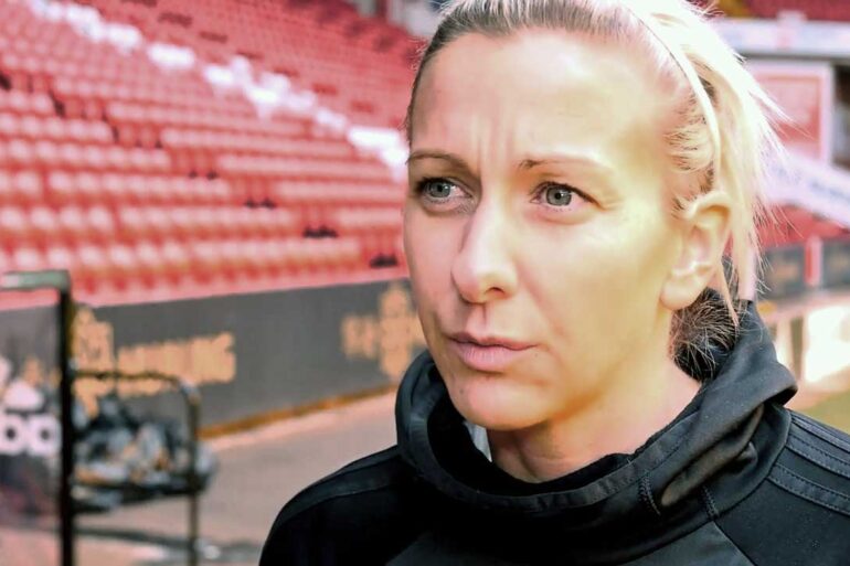 Carla Ward, head coach of Sheffield United (Sheffield United).