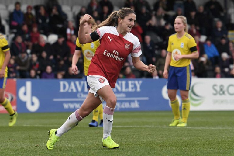 Danielle van de Donk playing for Arsenal (Photo courtesy of David Price of Arsenal Media).