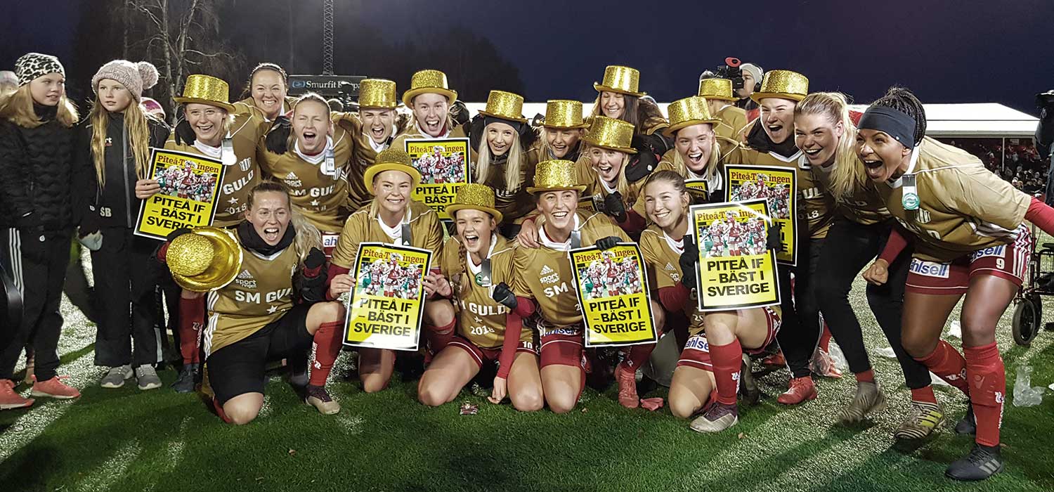 Pitea IF celebrating after winning the 2018 Damallsvenskan (Pitea IF).