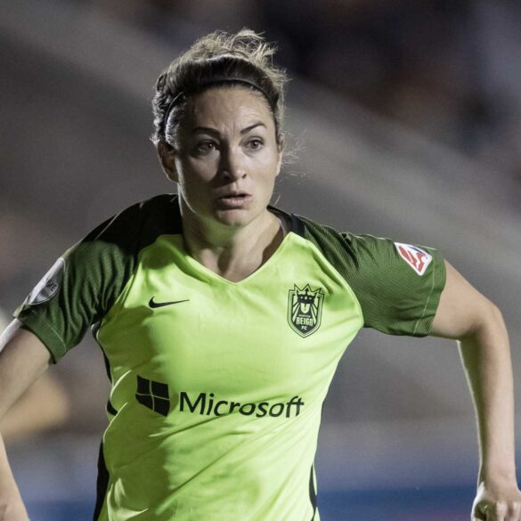 Jodie Taylor on the attack for the Reign. (Shane Lardinois)