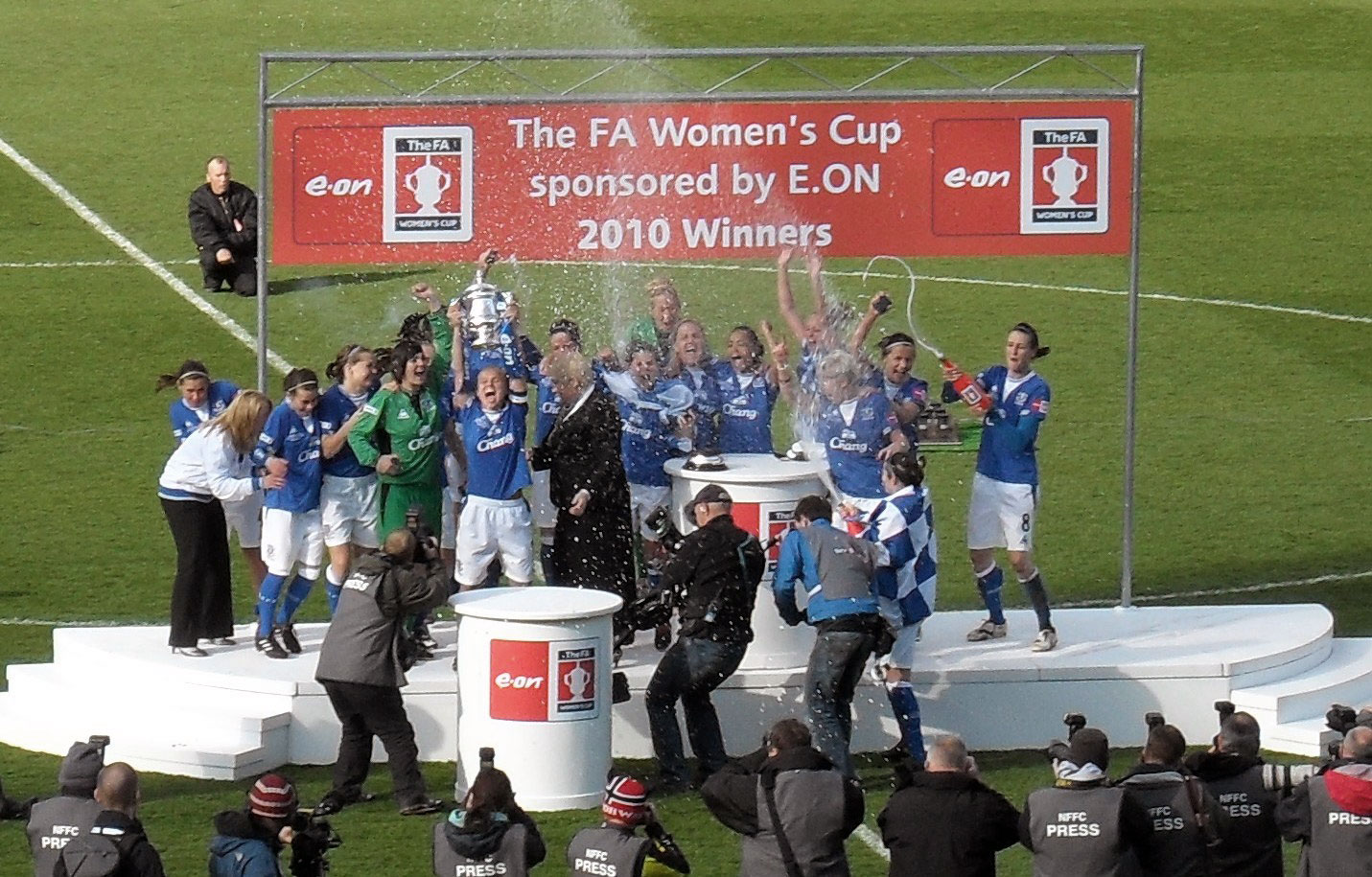 10 Years On Remembering Everton's Historic FA Cup Triumph  Our Game