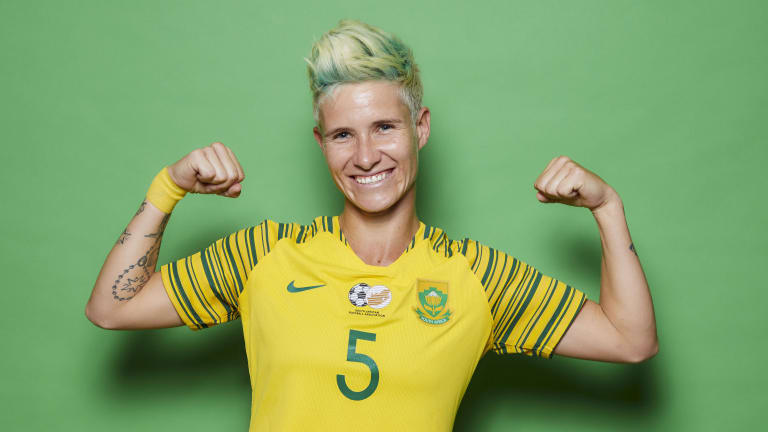 Janine van Wyk (FIFA)