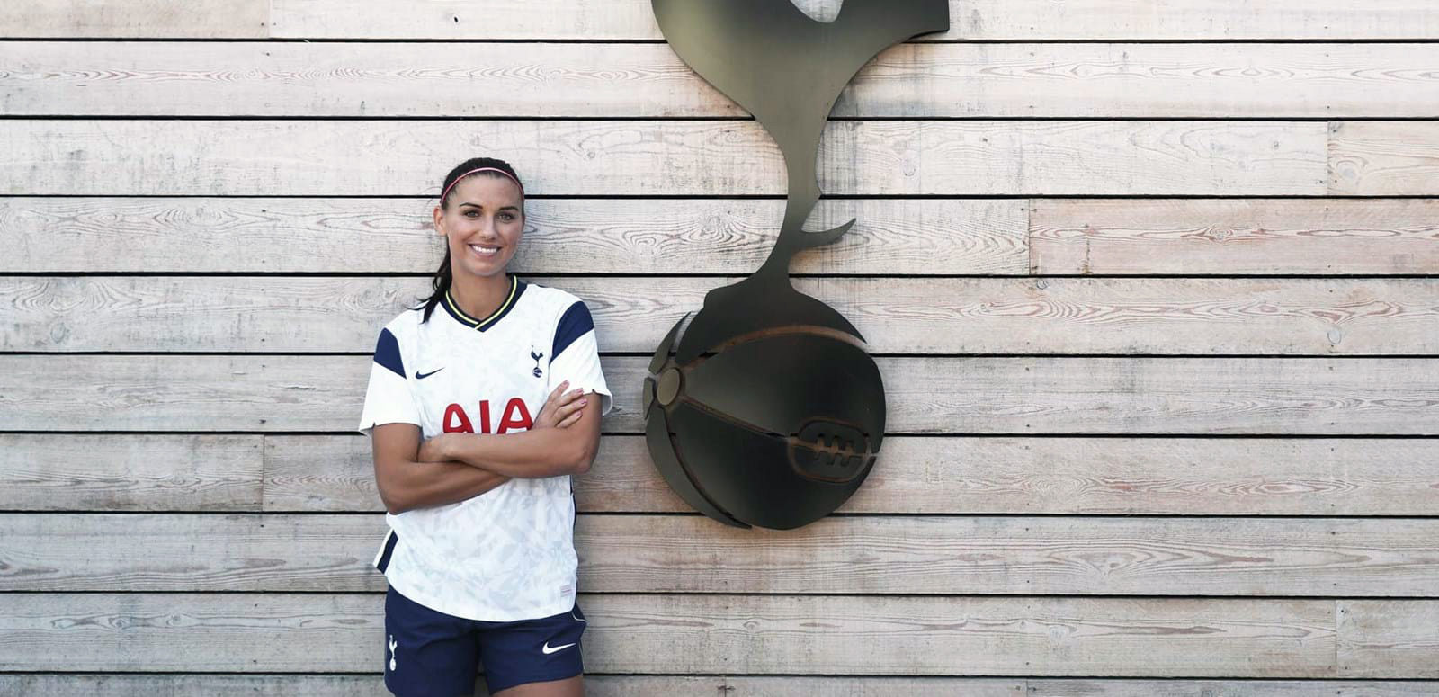 USWNT superstar Alex Morgan explains how she joined Tottenham on such short  notice 