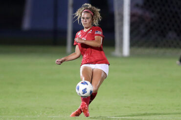 Brenna McPartlan playing for South Alabama. (Scott Donalson)