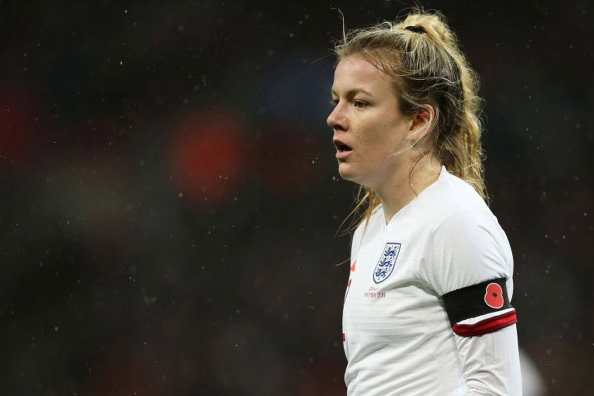 Lauren Hemp playing for England. (The FA)