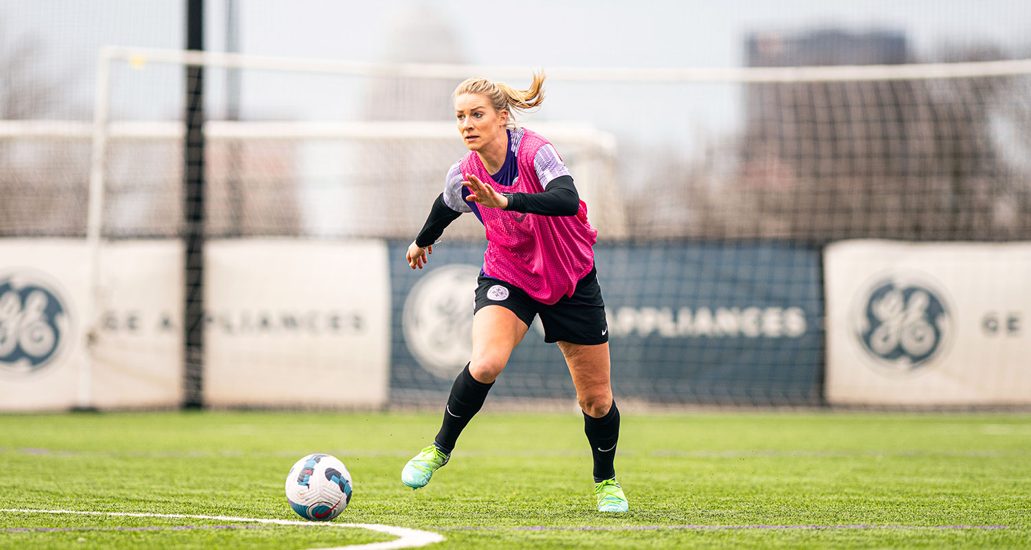 Defender Gemma Bonner training with Racing Lousivelle FC in 2022. (Conor Cunningham / Racing Louisville FC)