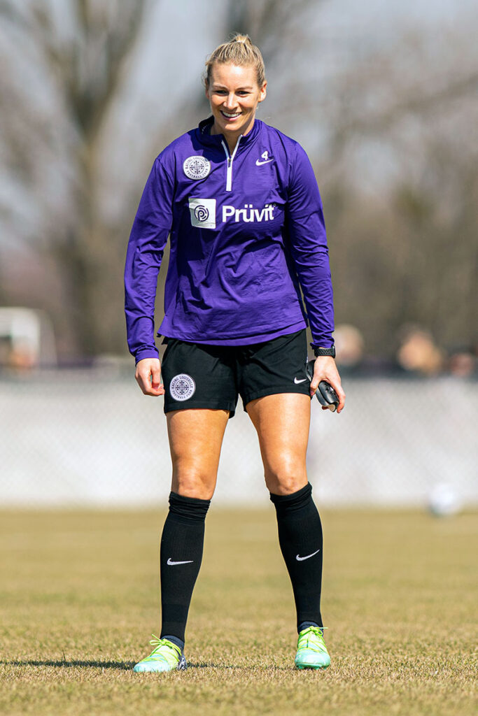 Defender Gemma Bonner training with Racing Lousivelle FC in 2022. (Conor Cunningham / Racing Louisville FC)