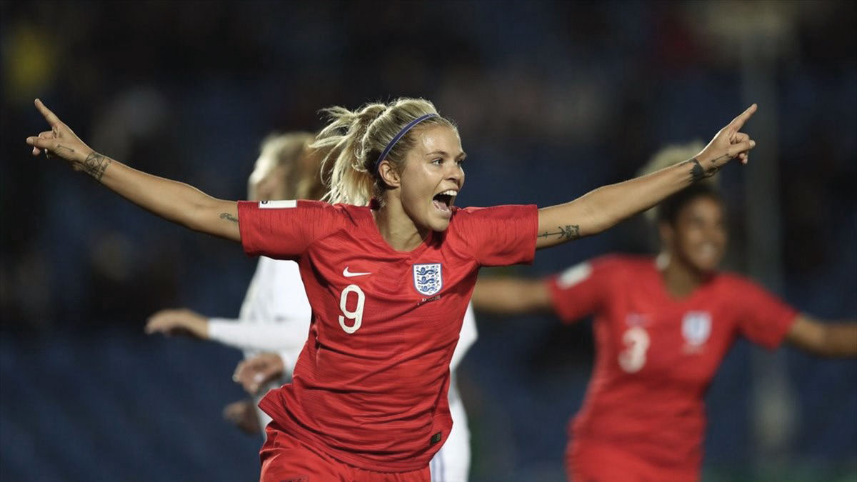 Rachel Daly celebrating with England. (Getty Images)