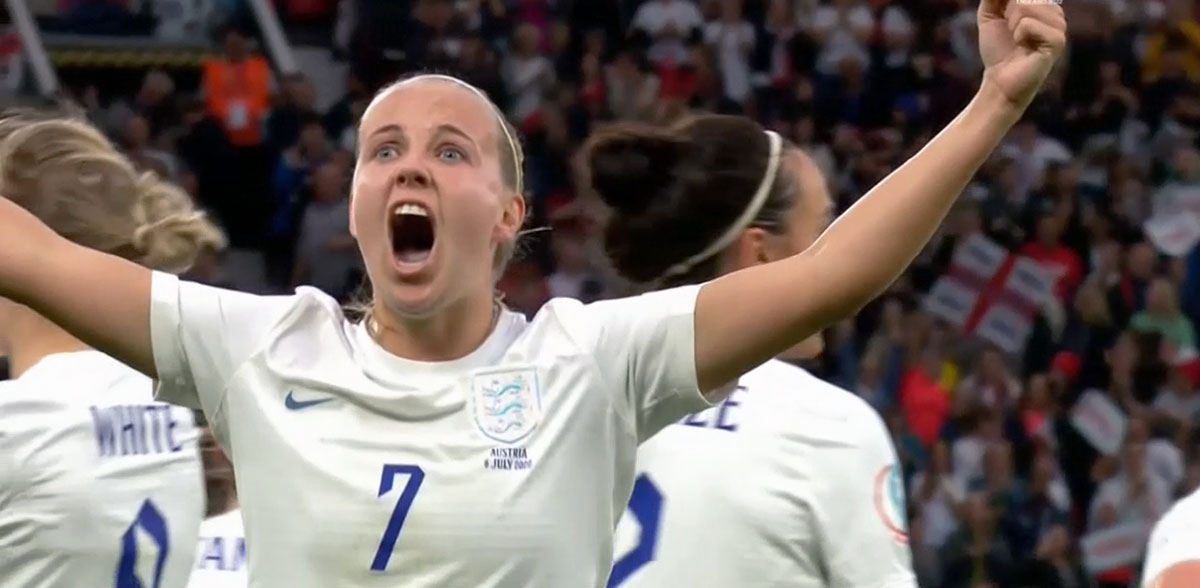 England's Beth Mead celebrates her 16th-minute goal against Austria in the opening match of the 2022 UEFA Women's European Championship.